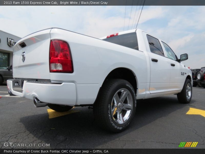 Bright White / Black/Diesel Gray 2013 Ram 1500 Express Crew Cab