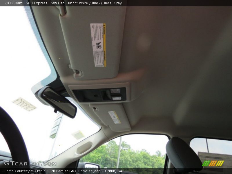 Bright White / Black/Diesel Gray 2013 Ram 1500 Express Crew Cab