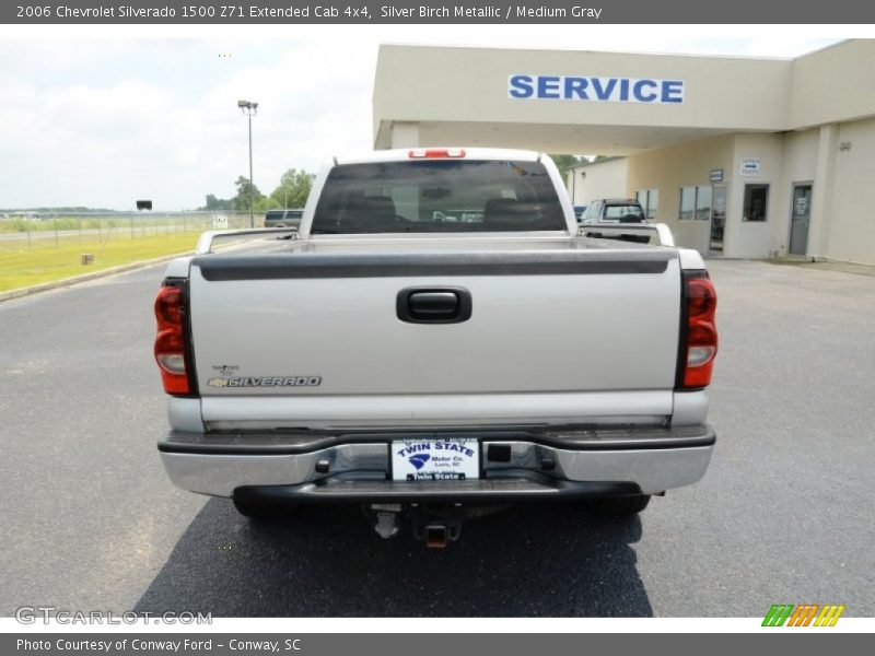 Silver Birch Metallic / Medium Gray 2006 Chevrolet Silverado 1500 Z71 Extended Cab 4x4