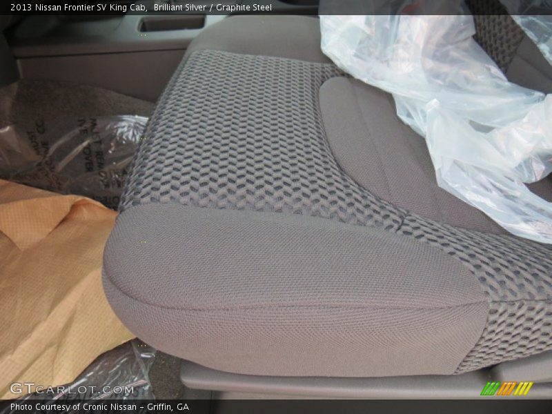 Brilliant Silver / Graphite Steel 2013 Nissan Frontier SV King Cab