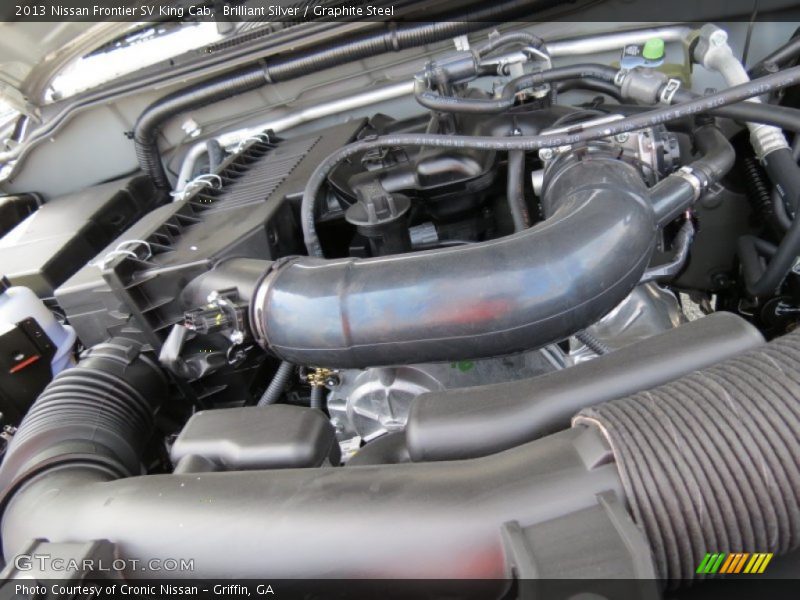 Brilliant Silver / Graphite Steel 2013 Nissan Frontier SV King Cab