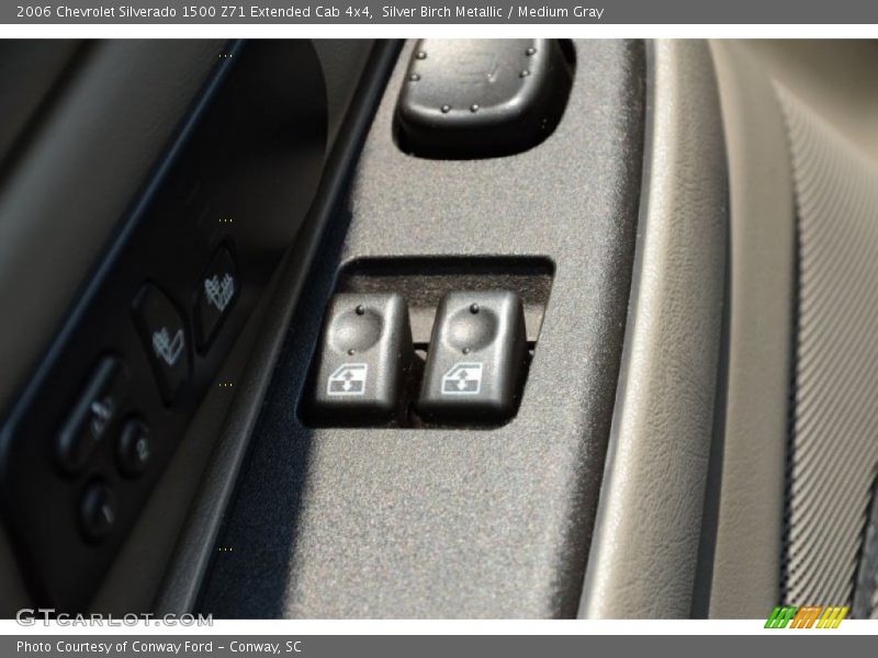 Silver Birch Metallic / Medium Gray 2006 Chevrolet Silverado 1500 Z71 Extended Cab 4x4