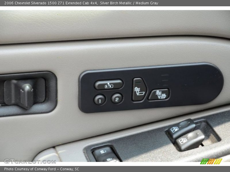 Silver Birch Metallic / Medium Gray 2006 Chevrolet Silverado 1500 Z71 Extended Cab 4x4