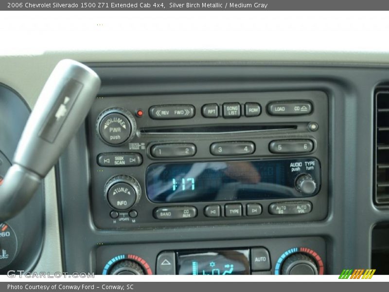 Silver Birch Metallic / Medium Gray 2006 Chevrolet Silverado 1500 Z71 Extended Cab 4x4