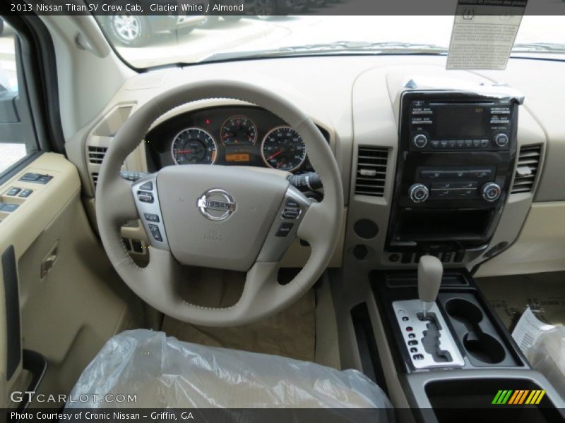 Glacier White / Almond 2013 Nissan Titan SV Crew Cab