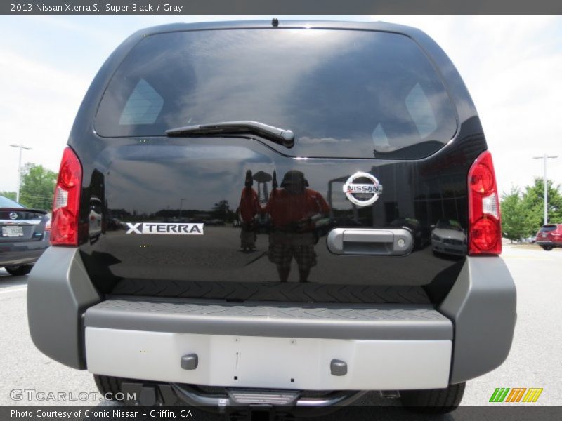 Super Black / Gray 2013 Nissan Xterra S
