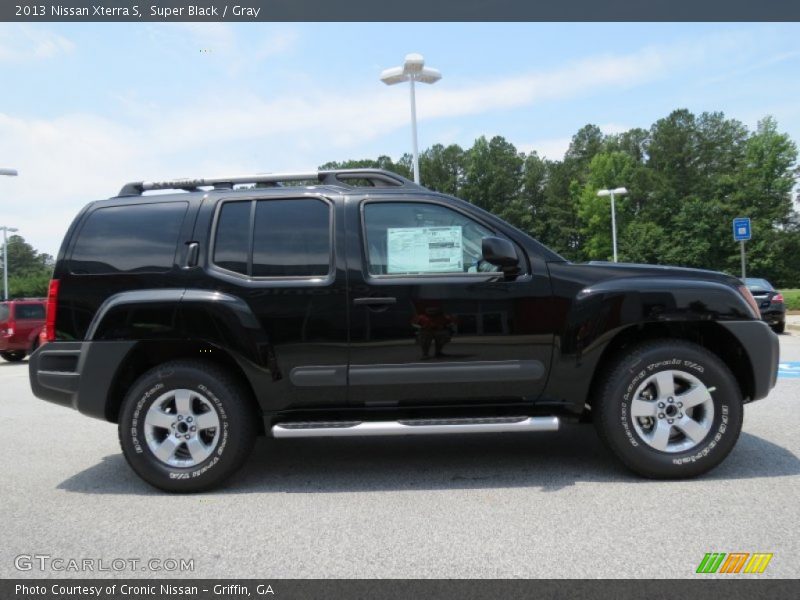  2013 Xterra S Super Black