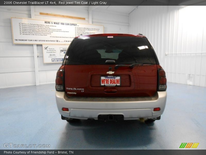 Red Jewel Tint Coat / Light Gray 2006 Chevrolet TrailBlazer LT 4x4