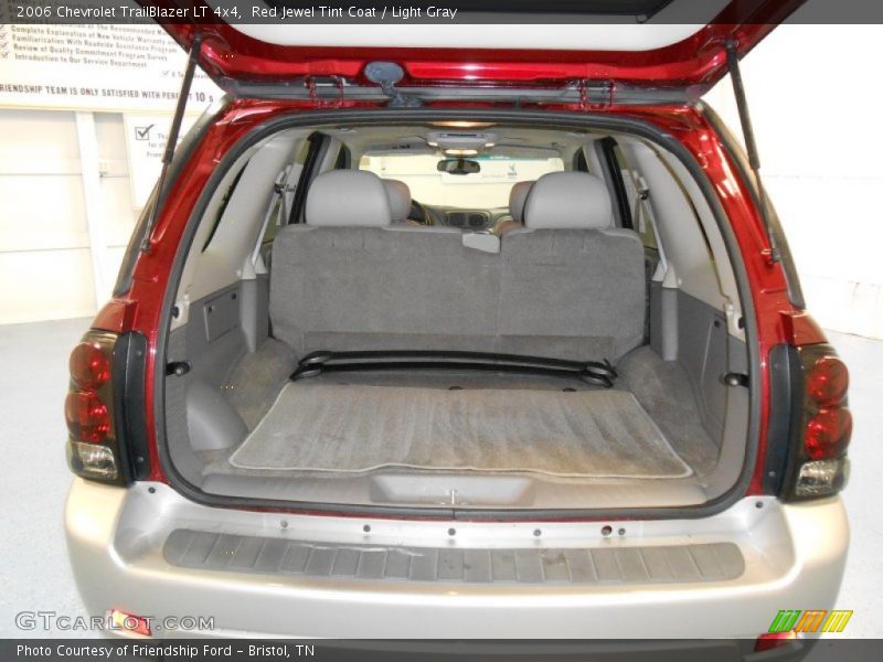  2006 TrailBlazer LT 4x4 Trunk