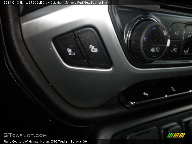 Controls of 2014 Sierra 1500 SLE Crew Cab 4x4