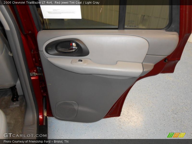 Red Jewel Tint Coat / Light Gray 2006 Chevrolet TrailBlazer LT 4x4