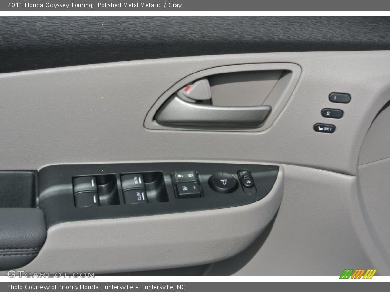 Polished Metal Metallic / Gray 2011 Honda Odyssey Touring