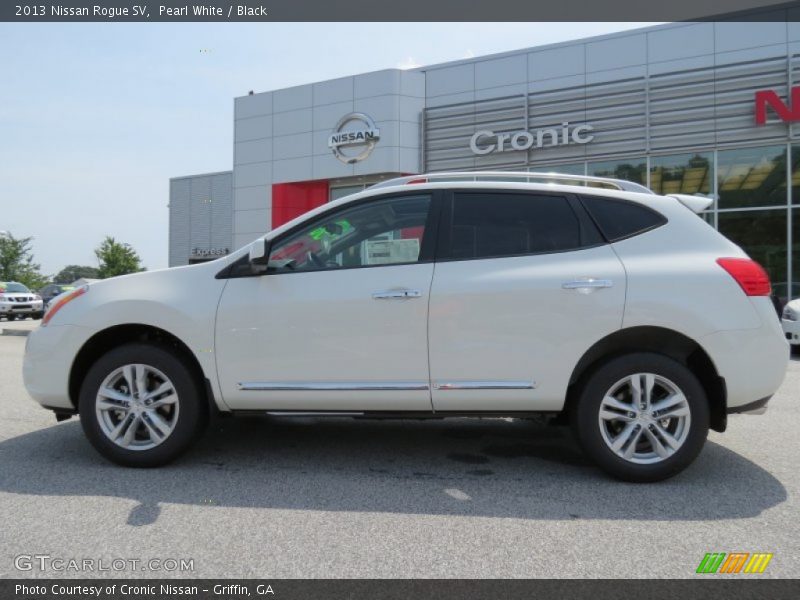 Pearl White / Black 2013 Nissan Rogue SV