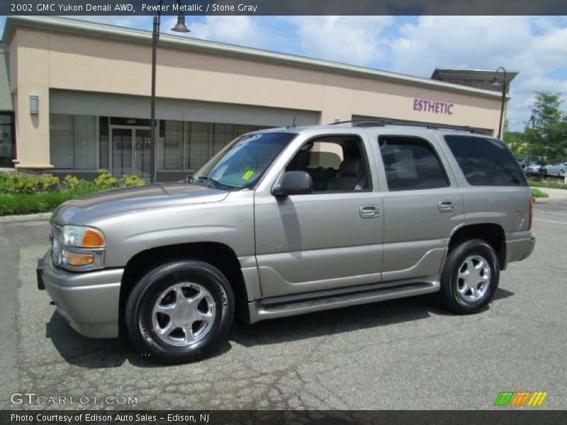 Pewter Metallic / Stone Gray 2002 GMC Yukon Denali AWD