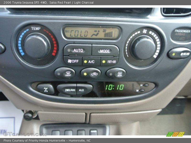 Controls of 2006 Sequoia SR5 4WD