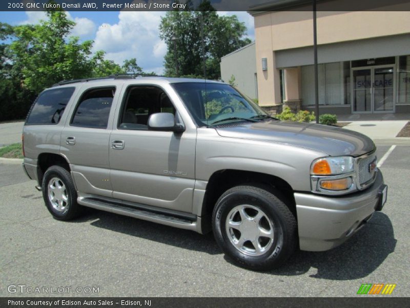Pewter Metallic / Stone Gray 2002 GMC Yukon Denali AWD
