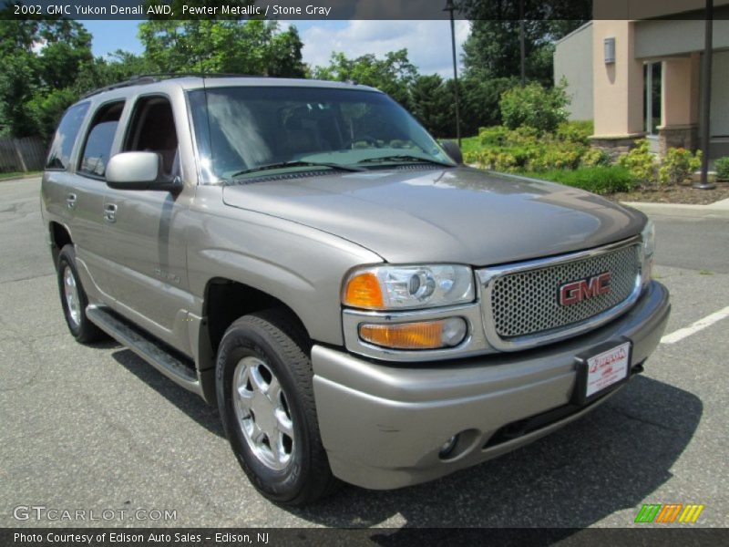 Pewter Metallic / Stone Gray 2002 GMC Yukon Denali AWD
