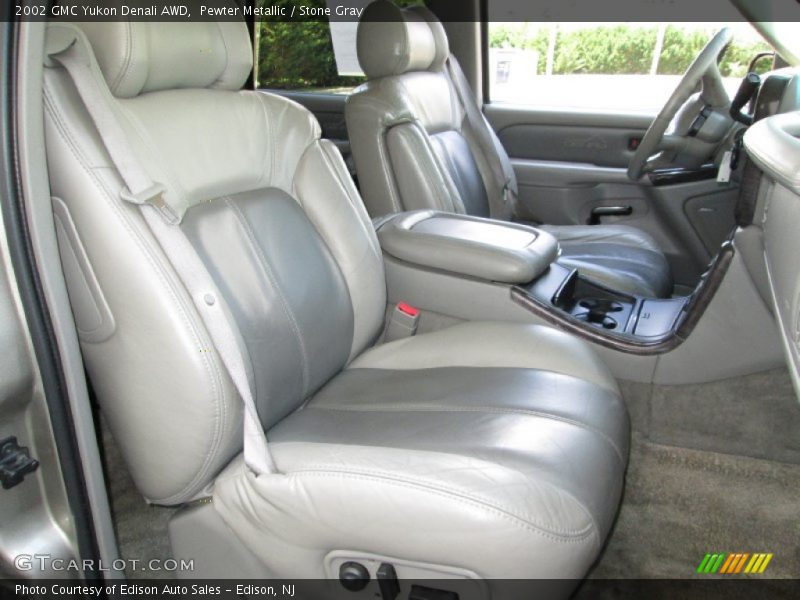 Pewter Metallic / Stone Gray 2002 GMC Yukon Denali AWD