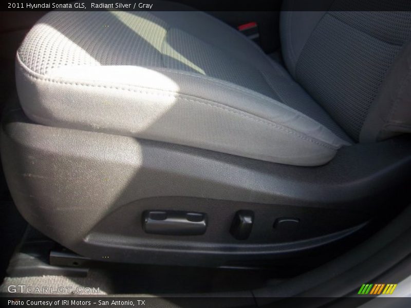 Radiant Silver / Gray 2011 Hyundai Sonata GLS