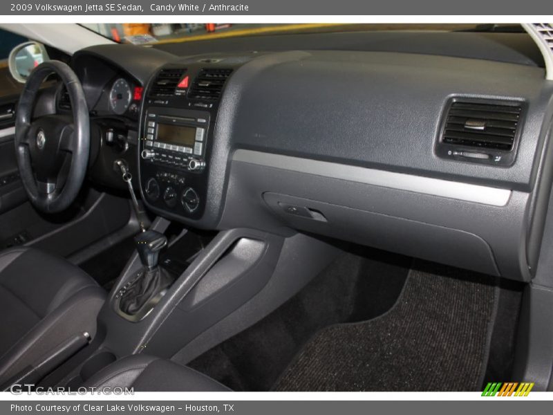 Candy White / Anthracite 2009 Volkswagen Jetta SE Sedan