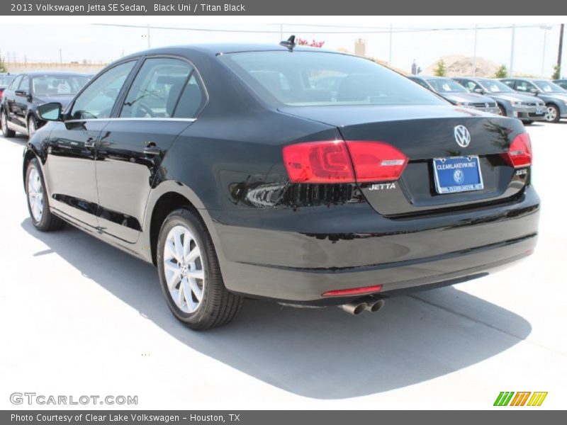 Black Uni / Titan Black 2013 Volkswagen Jetta SE Sedan