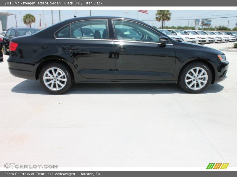 Black Uni / Titan Black 2013 Volkswagen Jetta SE Sedan