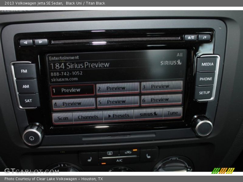 Black Uni / Titan Black 2013 Volkswagen Jetta SE Sedan