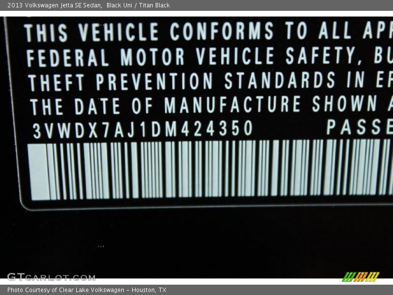 Black Uni / Titan Black 2013 Volkswagen Jetta SE Sedan