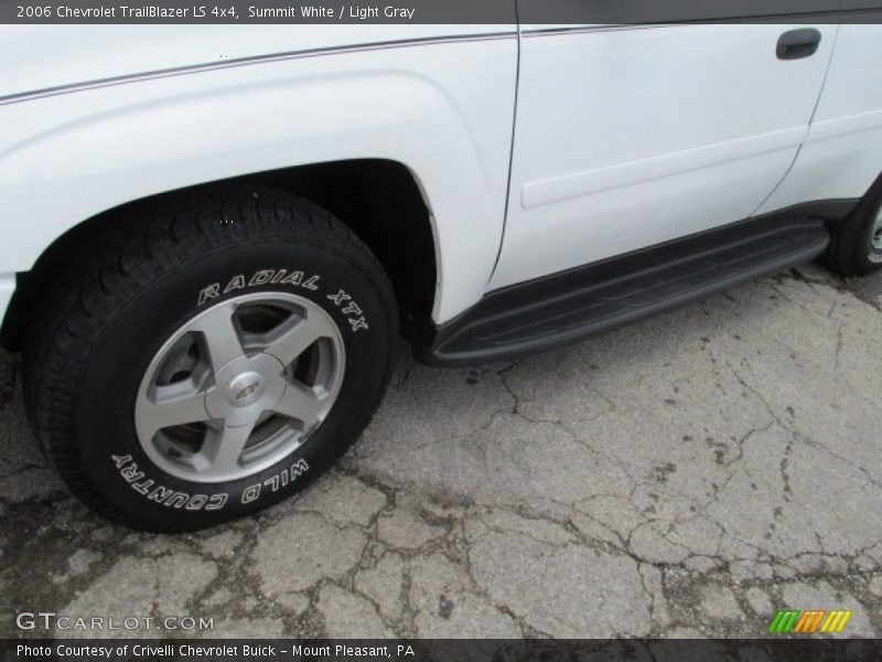 Summit White / Light Gray 2006 Chevrolet TrailBlazer LS 4x4
