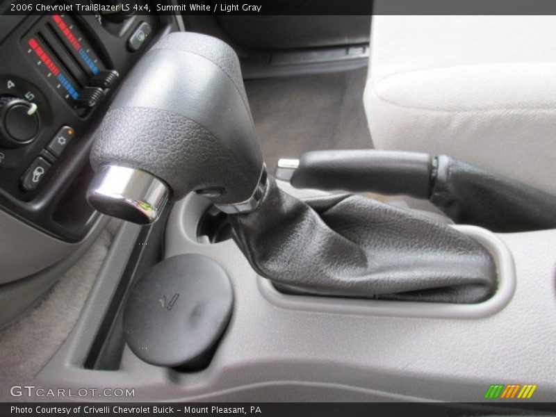 Summit White / Light Gray 2006 Chevrolet TrailBlazer LS 4x4