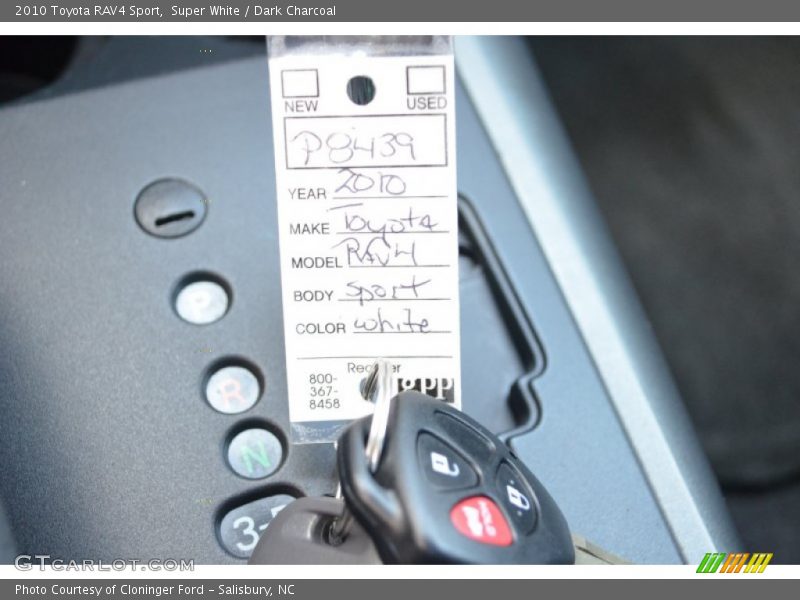 Super White / Dark Charcoal 2010 Toyota RAV4 Sport