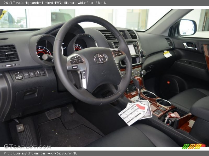 Blizzard White Pearl / Black 2013 Toyota Highlander Limited 4WD