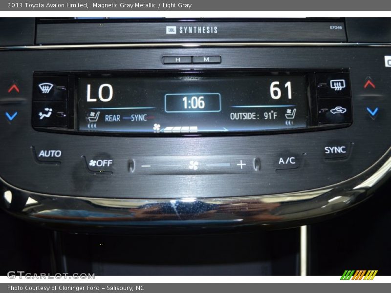 Magnetic Gray Metallic / Light Gray 2013 Toyota Avalon Limited