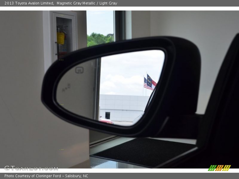 Magnetic Gray Metallic / Light Gray 2013 Toyota Avalon Limited