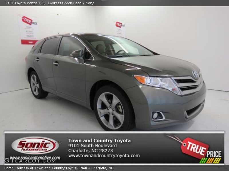 Cypress Green Pearl / Ivory 2013 Toyota Venza XLE