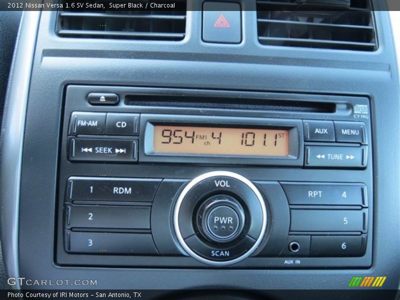 Super Black / Charcoal 2012 Nissan Versa 1.6 SV Sedan
