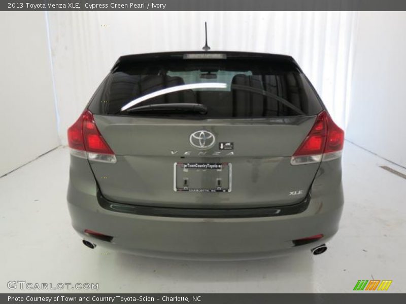 Cypress Green Pearl / Ivory 2013 Toyota Venza XLE