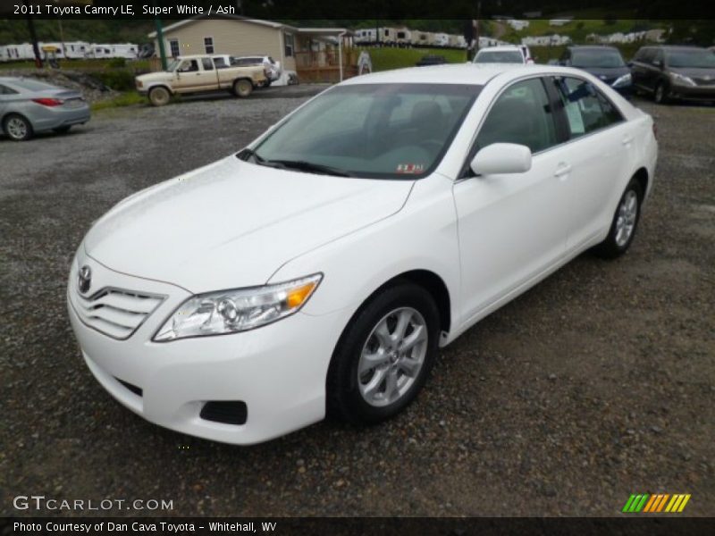Super White / Ash 2011 Toyota Camry LE