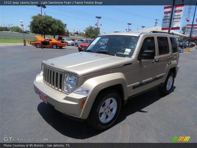 Light Sandstone Pearl / Pastel Pebble Beige 2010 Jeep Liberty Sport
