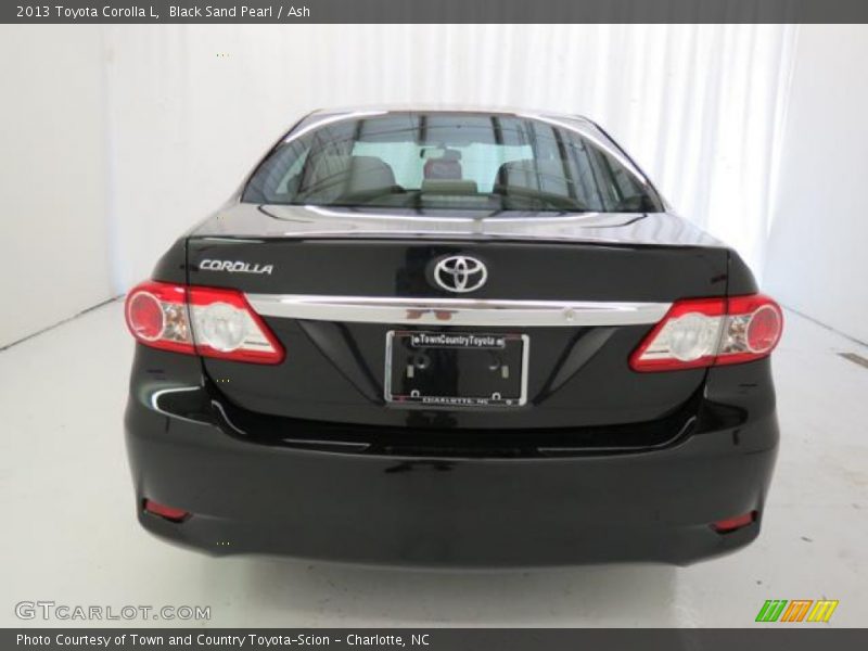 Black Sand Pearl / Ash 2013 Toyota Corolla L