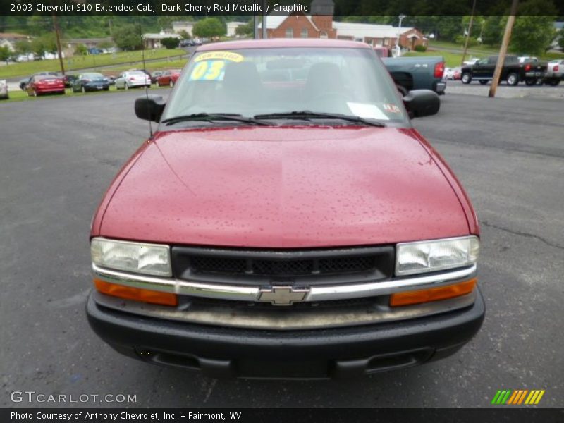 Dark Cherry Red Metallic / Graphite 2003 Chevrolet S10 Extended Cab