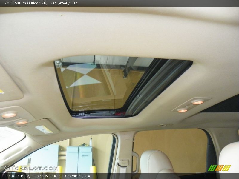 Red Jewel / Tan 2007 Saturn Outlook XR