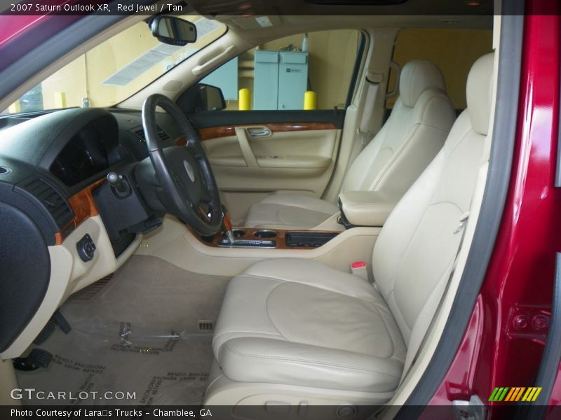 Red Jewel / Tan 2007 Saturn Outlook XR