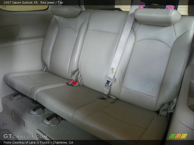 Red Jewel / Tan 2007 Saturn Outlook XR
