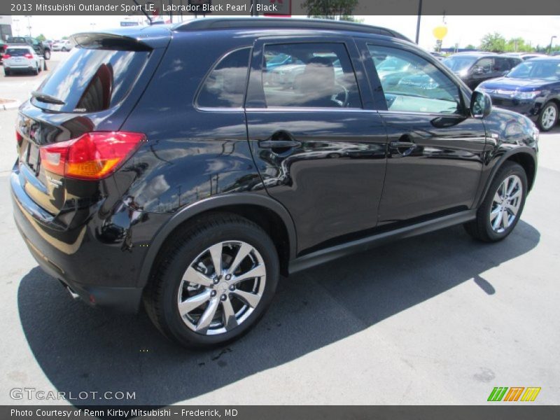 Labrador Black Pearl / Black 2013 Mitsubishi Outlander Sport LE