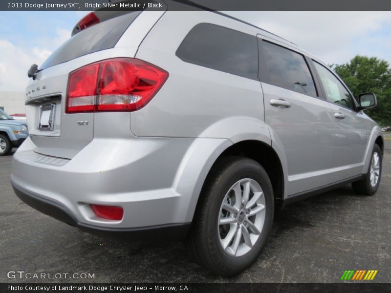 Bright Silver Metallic / Black 2013 Dodge Journey SXT