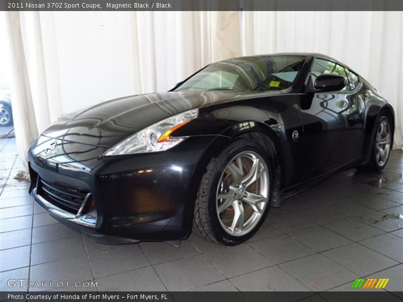 Magnetic Black / Black 2011 Nissan 370Z Sport Coupe