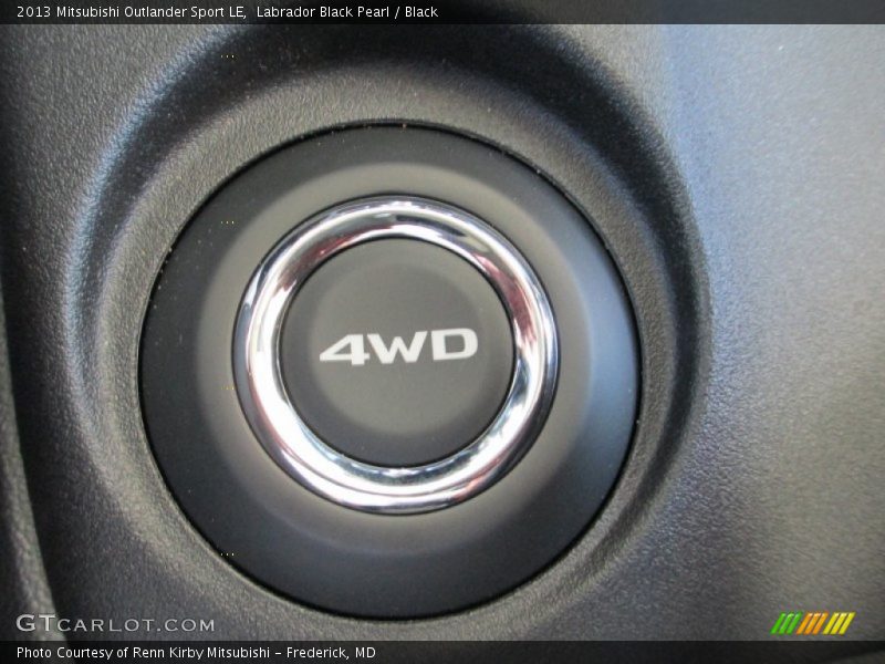 Labrador Black Pearl / Black 2013 Mitsubishi Outlander Sport LE