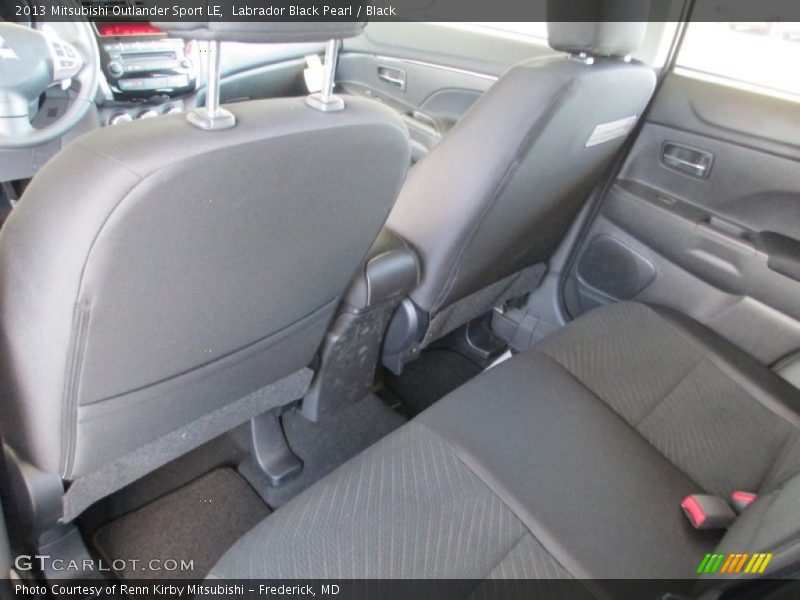 Labrador Black Pearl / Black 2013 Mitsubishi Outlander Sport LE