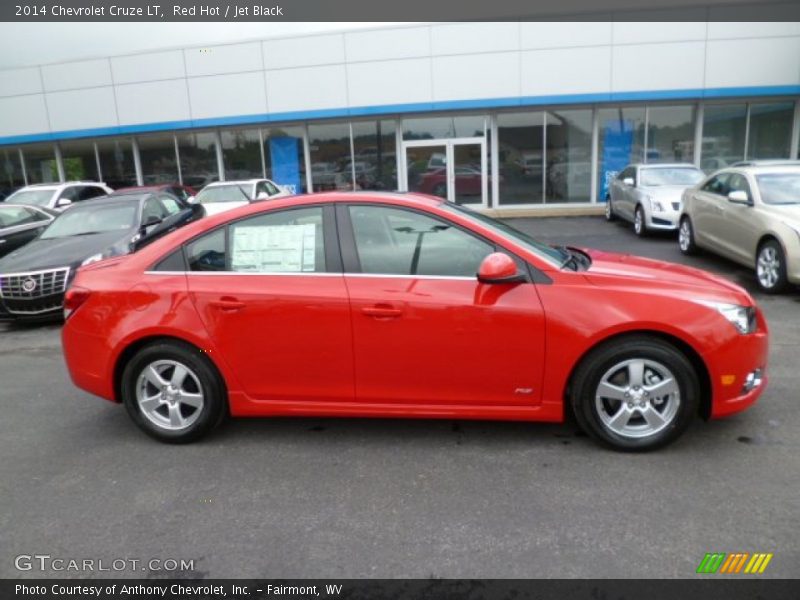 Red Hot / Jet Black 2014 Chevrolet Cruze LT